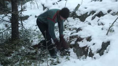 Building Shelter in Snow! 3 Day Solo Winter Camping (Long Cut)