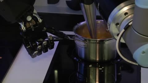 Robot chef serves up the future of home cooking