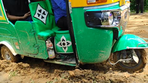 How Autorickshaw crossed the mud