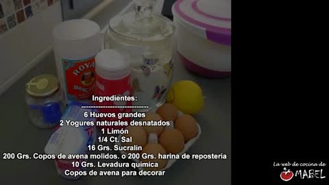 Bizcocho de avena y yogur sin azúcar y sin grasas