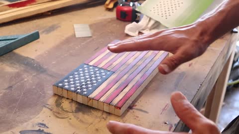 SCRAP WOOD Mini Desktop Rustic Wooden American Flag! DIY Step by Step Scrap Wood Ideas