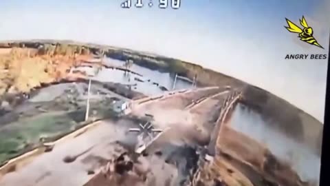 Ukrainians and Russians Battle for Control of Bridge