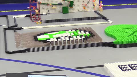 250,000 Dominoes