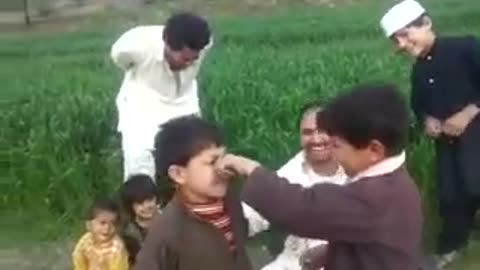 Slap Game between Two Pathan Childrens.