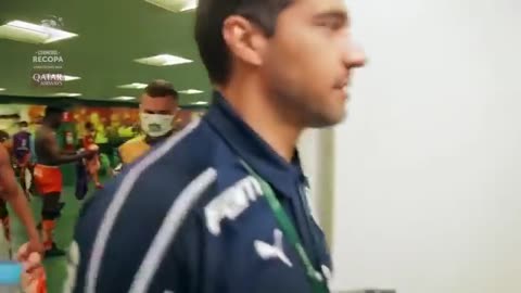 NÃO TEM COMO NÃO SE EMOCIONAR - vídeo da CONMEBOL para Abel Ferreira.