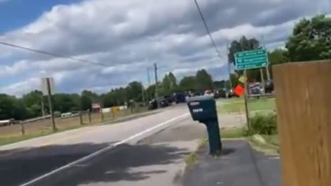 2nd Eyewitness Video From The Gun Battle Between Mass Shooter & Law Enforcement