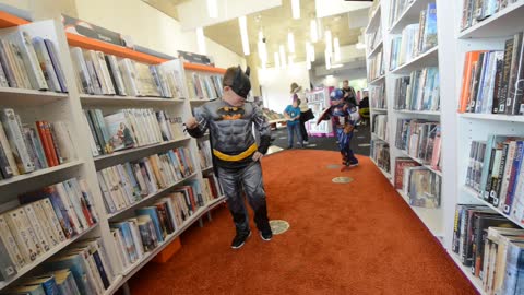 Charlie Adlard at Telford Library Comic Con