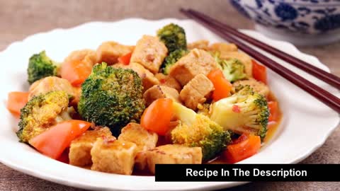 Keto Recipes - Hunan Style Quorn and Broccoli Stir-Fry