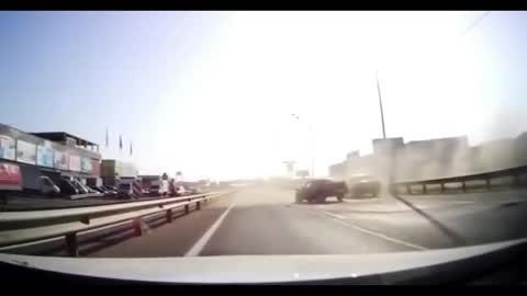 Crazy Crashes caught on dash cam