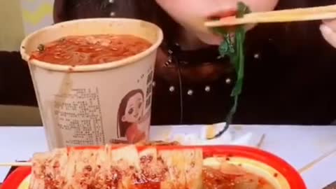 Chinese mukbang eating soo fast 🍗🍤🥙🦀#short#asmr