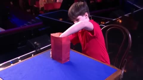 The_BEST_Rubiks_Cube_Magic_on_Got_Talent!(360p)