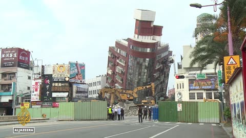 Taiwan earthquake: Rescue teams search for survivors