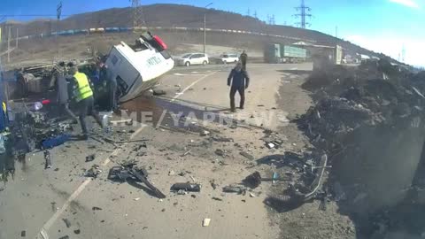 Severe road accident: Two trucks collided in Novorossiysk