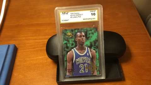 Basketball Card, 1995-96 Skybox Premium Lottery Exchange, #5 Kevin Garnett and BONUS ITEMS!