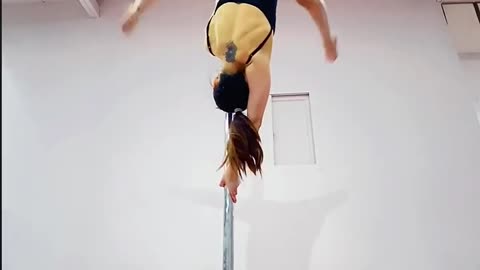 Adult zero-based dance, zero-based pole training class, aerial dance