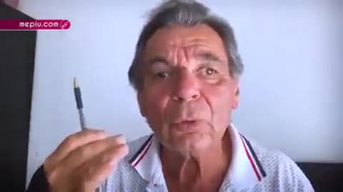 "La punturina 💉che fa diventare tutti zombie..." Corrado Malanga