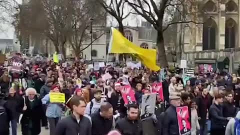 BIG PROTEST AGAINST VACCINE PASSPORT AND LOCKDOWNS IN GREAT BRITAIN