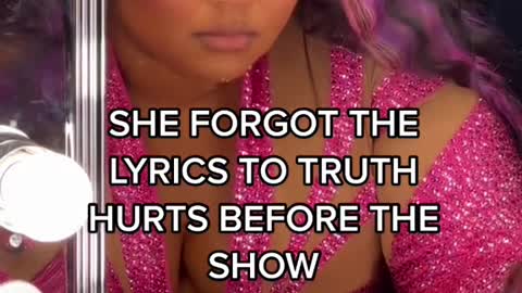 SHE FORGOT THELYRICS TO TRUTHHURTS BEFORE THESHOW