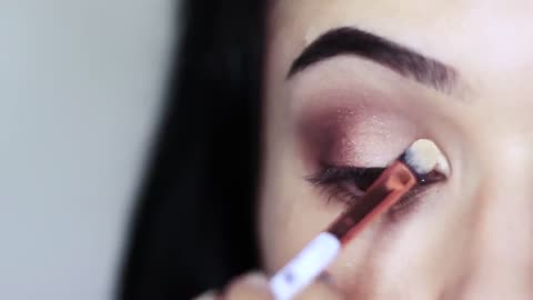 Beginners Eye Makeup Tutorial |How To Apply Eyeshadow