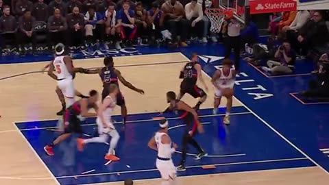 McBride's Trick Play Inbounds Stuns Pistons! (DET vs. NYK)