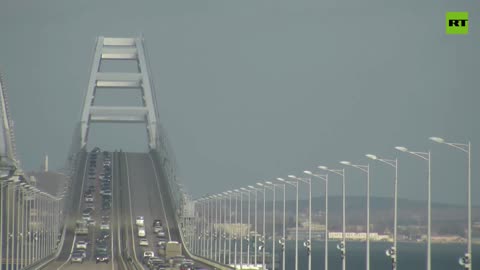 come nuovo | il Ponte RUSSO sullo stretto di Kerch è completamente restaurato ed è tornato in funzione con 39 giorni d'anticipo rispetto alla data di fine lavori dopo l'attacco terroristico ucraino con il camion bomba dell'8 ottobre 2022