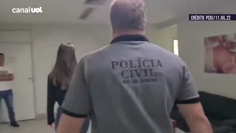 Médico anestesista é preso: veja momento que polícia dá voz de prisão a Giovanni Quintella Bezerra