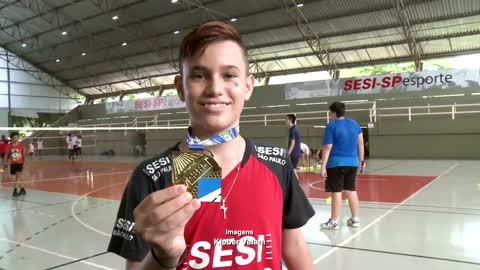 Jovem atleta se destaca no badminton e conquista medalha de ouro - Vida Bela - 16/02/20