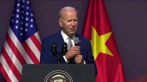 Ramblin' Man Doing the Best He Can: Joe TOTALLY Malfunctions in Vietnam, Staff Cuts Mic [Watch]