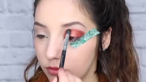 8 Easy Eyeliner Tutorials For Beginners