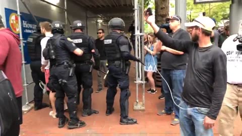 June 3 2018 Portland 1.3 confrontation and police come in to separate them