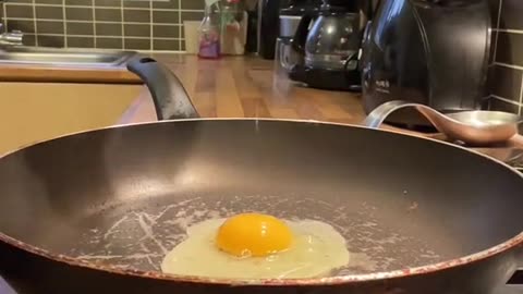 POV You´re cooking an Egg 😂 | #shorts