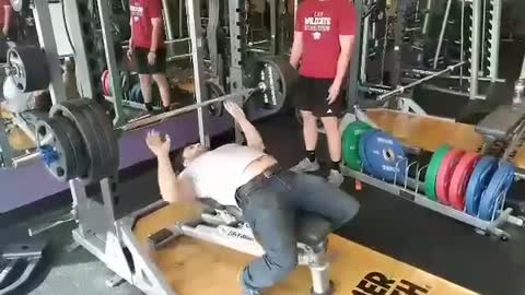 Autistic man bench press 415 pounds