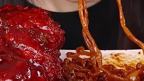 Black Bean Noodles, Spicy Fried Chicken #zoeyasmr #zoeymukbang #bigbites #mukbang #asmr #food #먹방 #틱