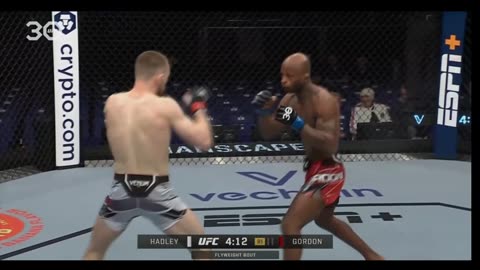 Jake Hadley KO Malcom Gordon with liver punch