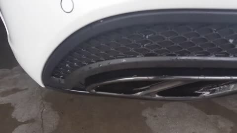 C43 AMG Exhaust Open In Comfort Mode