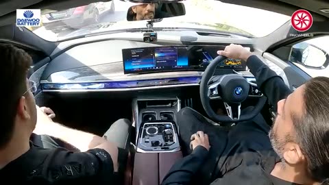 BMW i7