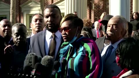 Rev. Sharpton, Arbery's mom hail Georgia verdict