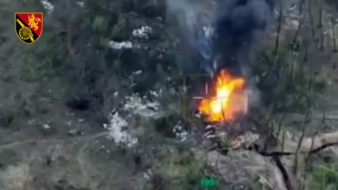 Russian Heavy Gun Explodes After Ukrainian Artillery Strikes