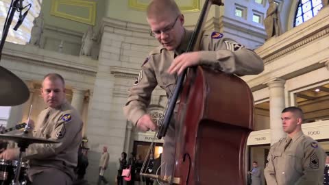 USAF Band WWII Holiday Flashback