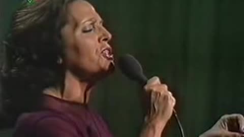 Amalia Rodrigues - Lisboa Antiga = Music Video Belgium 1973