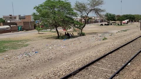 Khyber Mail 2Dn Leaving Khanewal Junction