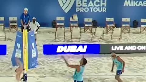 Over the ball blocks 😳 #volleyballworld #save #beachvolleyball #volleyball