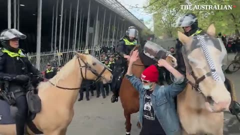 How police escalated tensions at Melbourne anti-war protest