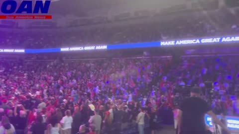 Trump is Packing Arenas to Capacity in Pennsylvania