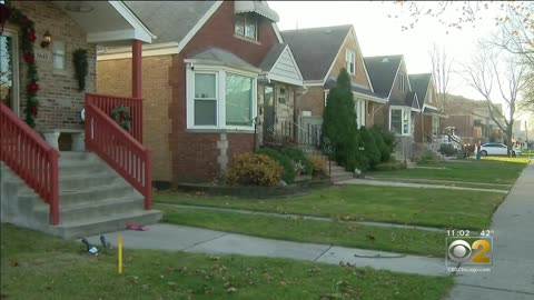 Off-Duty Chicago Police Officer Shoots, Kills Son During Domestic-Related Incident In Garfield Ridge