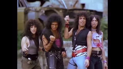 Kiss - Lick It Up (Official Music Video)