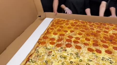 Giant pizza || Pizza Overload !!!!