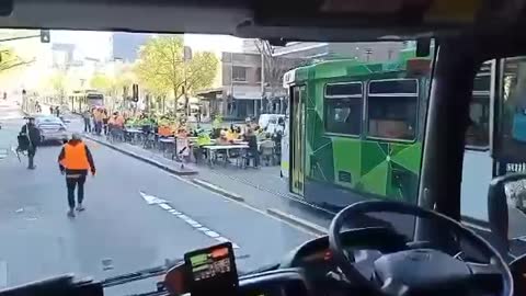 Aussie construction workers are having lunch outside in protest at covid tyranny!