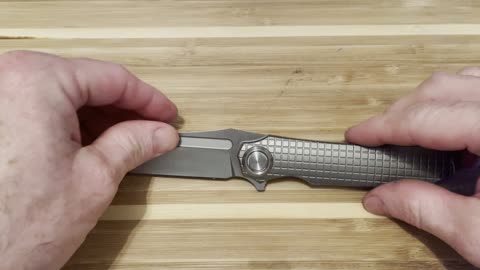 Twosun TS195 Integral Titanium Frame Lock Unboxing 1st Impressions