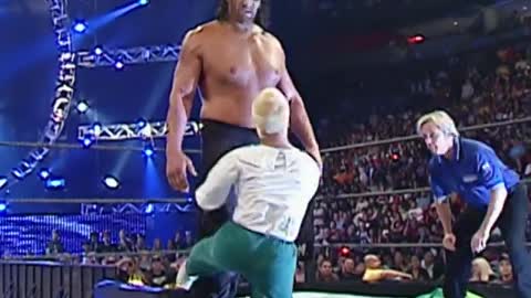 The Great Khali against… Hornswoggle? One of WWE’s biggest stars